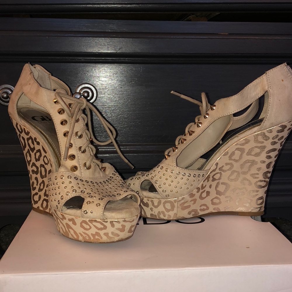 GB wedges